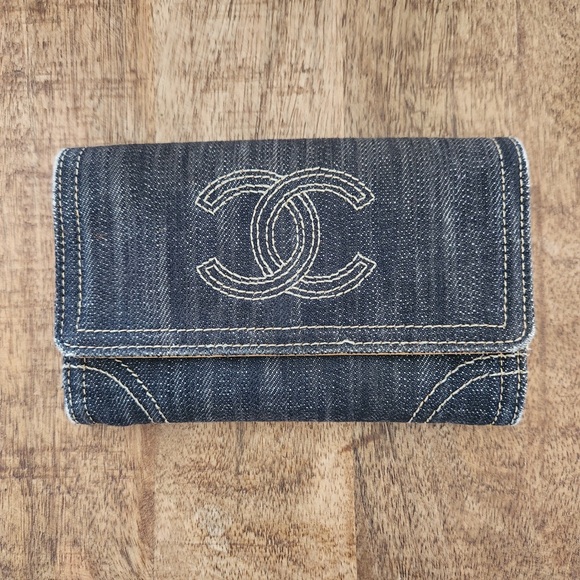 Chanel Denim Flap Wallet - Picture 2 of 15